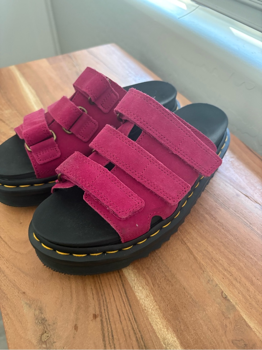 Triple-Strap women’s Doc Marten Fuchsia Suede. Worn once Excellent condition! - Picture 2 of 5